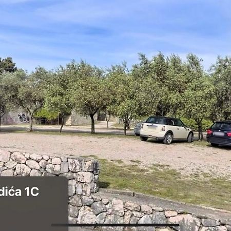 Apartment Michael Кърк Екстериор снимка