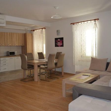 Apartment Michael Кърк Екстериор снимка