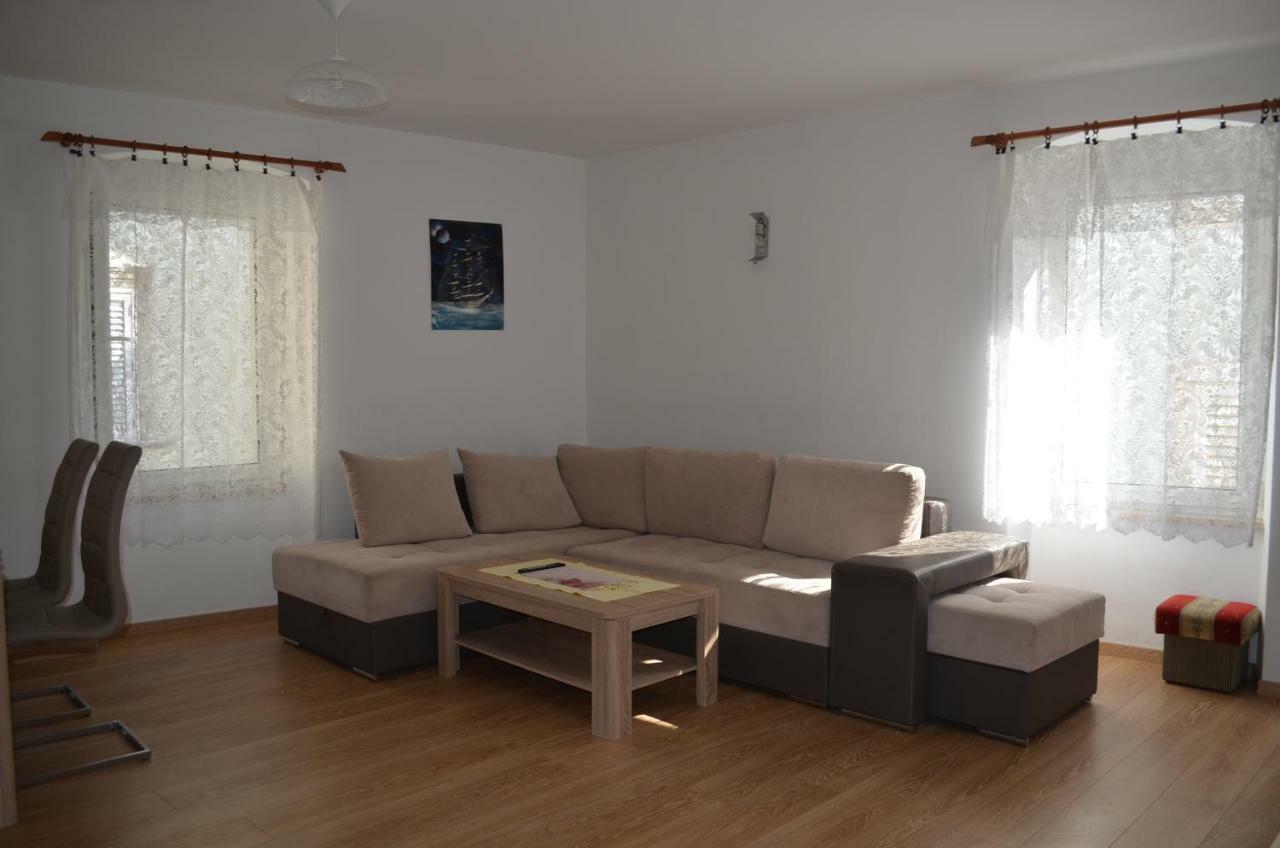 Apartment Michael Кърк Екстериор снимка